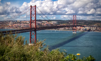 25 de Abril Bridge